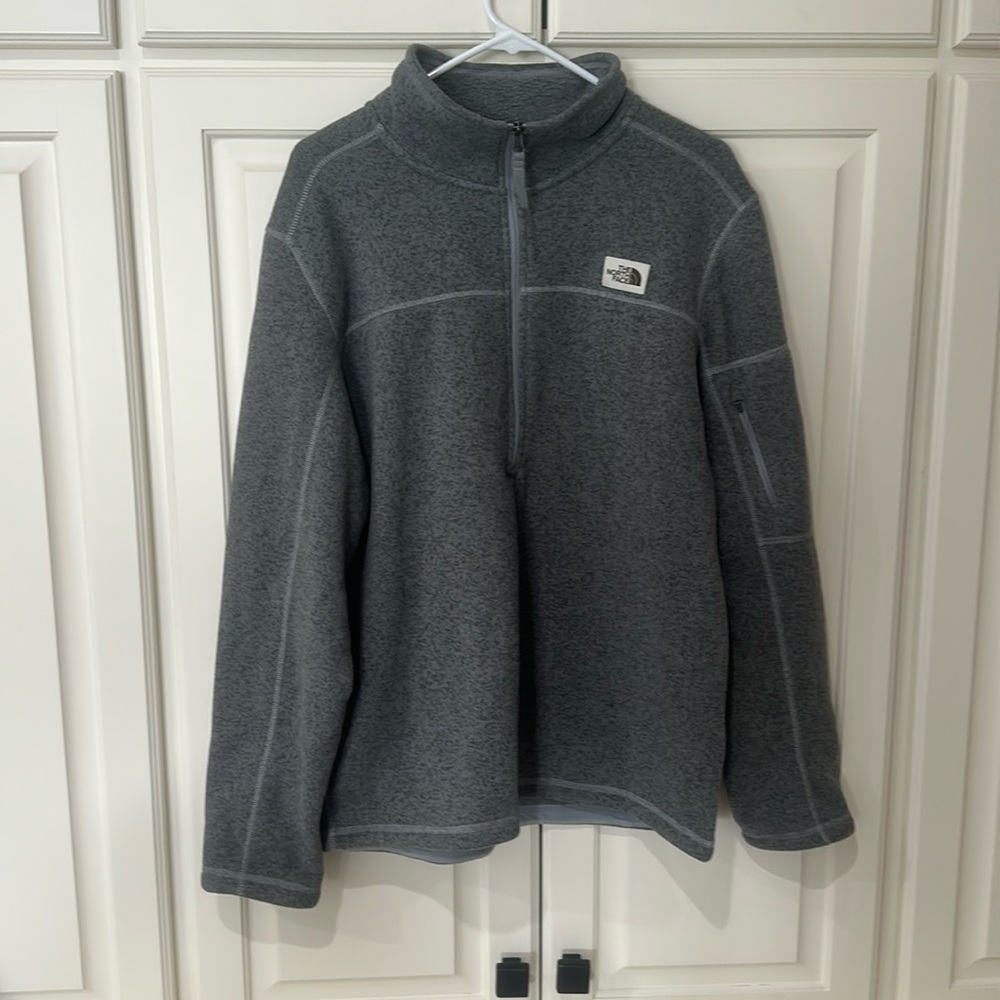 Men’s North Face Quarter Zip